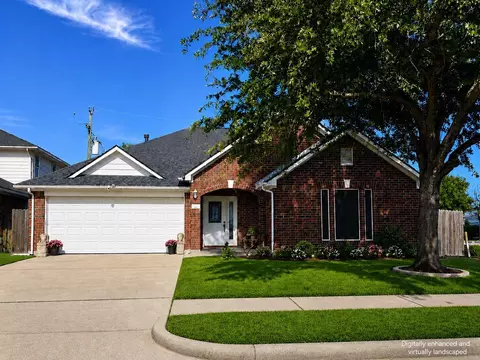 301 Amber Cir, Deer Park, TX 77536
