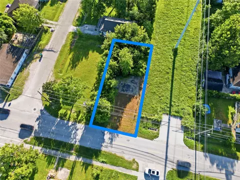 000 Lake Rd, La Marque, TX 77568