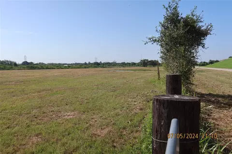 Other - 1046 Railhead Rd, Columbus, TX 78934 photo 5 of 18