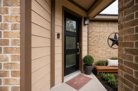 Entry Way - 2519 Spring Dusk Ln, Spring, TX 77373 photo 1 of 2