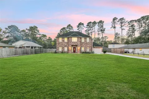 12011 Advance Dr, Houston, TX 77065