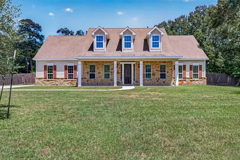 22040 Robins Rd, Hockley, TX 77447