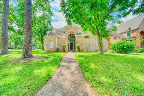 14203 Championship Ln, Houston, TX 77069