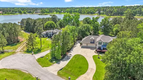 9085 Stone Oak Dr, Montgomery, TX 77316