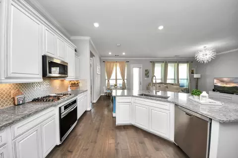 3615 Pasteur Ln, Iowa Colony, TX 77583
