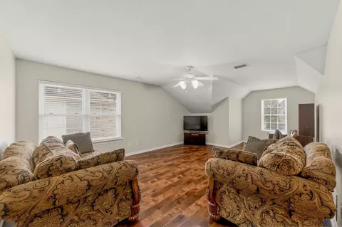 Living - 20114 Eagle Grove Ln, Spring, TX 77379 photo 2 of 3