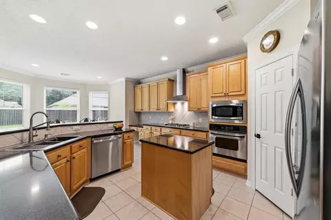 Kitchen - 20114 Eagle Grove Ln, Spring, TX 77379 photo 1 of 2