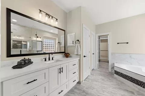 Bath - 20114 Eagle Grove Ln, Spring, TX 77379 photo 1 of 4