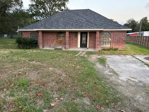 9502 Irby St, Houston, TX 77088