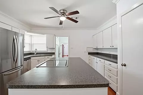 Kitchen - 526 14th St, Hempstead, TX 77445 photo 4 of 4