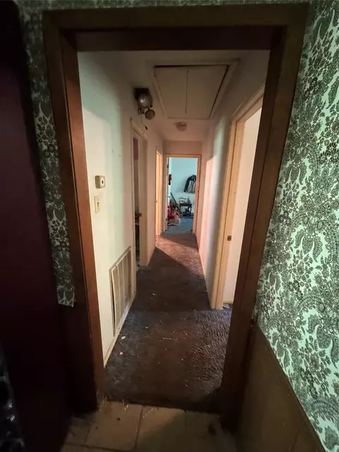 Entry Way - 501 Bobcat Ln, Daisetta, TX 77533 photo 2 of 2