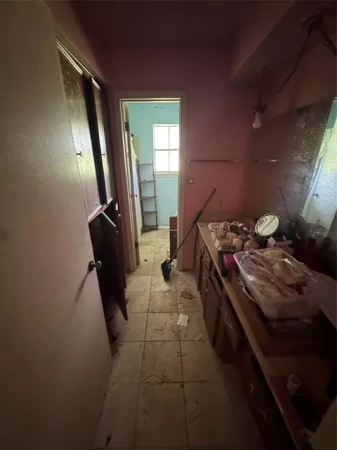 Bath - 501 Bobcat Ln, Daisetta, TX 77533 photo 1 of 3