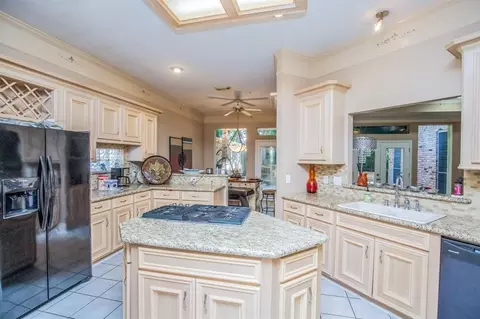 Kitchen - 6242 Agassi Ace Ct, Spring, TX 77379 photo 3 of 3
