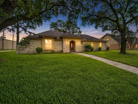 203 Leyden Ct, Katy, TX 77450