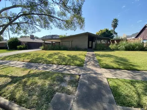 4711 Imogene St, Houston, TX 77096