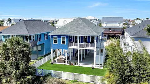 22405 Isle View Dr, Galveston, TX 77554