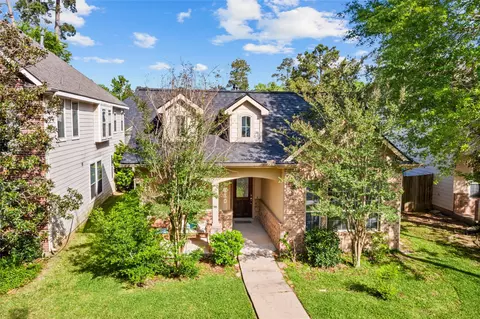 38 W Montfair Blvd, Spring, TX 77382