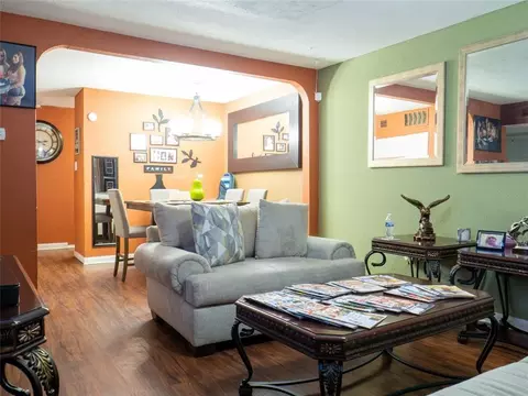 5625 Antoine Dr #1202, Houston, TX 77091