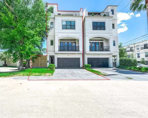 5733 Winsome Ln, Houston, TX 77057