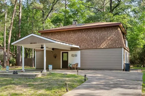 135 Westwood Dr E, Trinity, TX 75862 photo 1