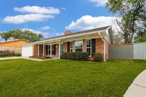 7806 Edgemoor Dr, Houston, TX 77036