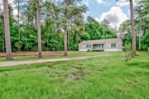 16741 Us Highway 69 S, Warren, TX 77664