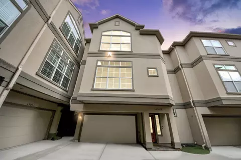 4506 Feagan St #B, Houston, TX 77007