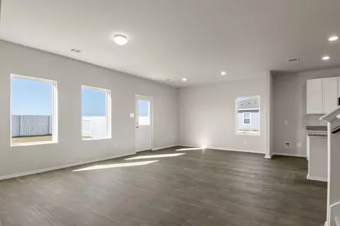 Living - 4418 Long Leaf Bend Blvd, Pinehurst, TX 77362 photo 5 of 5
