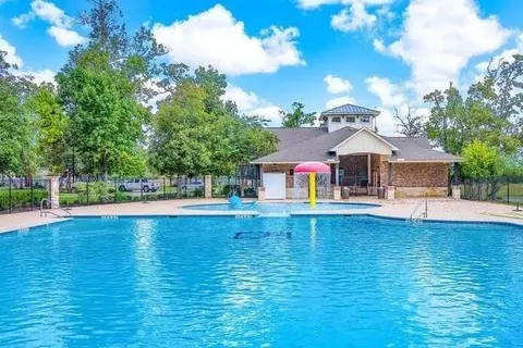 Exterior - 127 Deerchase Dr, Conroe, TX 77384 photo 10 of 10