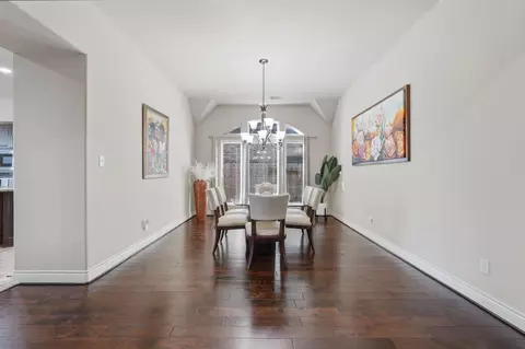 Dining - 127 Deerchase Dr, Conroe, TX 77384 photo 4 of 4