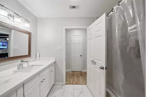 Bath - 202 Black Forest Dr, Spring, TX 77388 photo 1 of 2