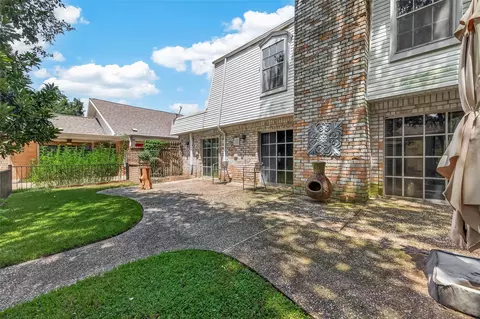 2718 Kissing Camel Ct, Missouri City, TX 77459