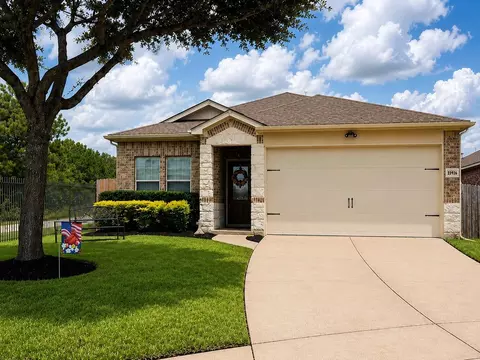 23926 N Newport Bend Cir, Katy, TX 77494