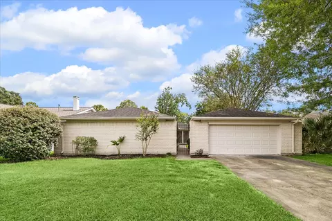 15918 Brookford Dr, Houston, TX 77059