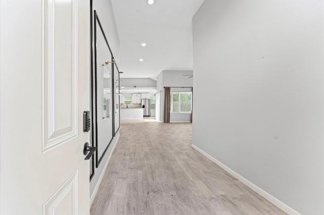 7810 Poitiers Dr, Houston, TX 77071