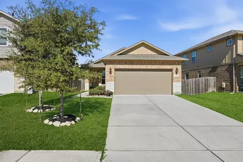 18846 Amaro Hills Dr, New Caney, TX 77357