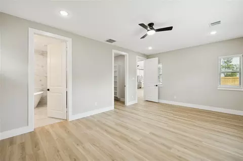 Bedroom - 2602 Martinas Ct, Spring, TX 77388 photo 2 of 7