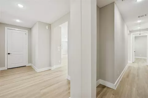 Entry Way - 2602 Martinas Ct, Spring, TX 77388 photo 2 of 2