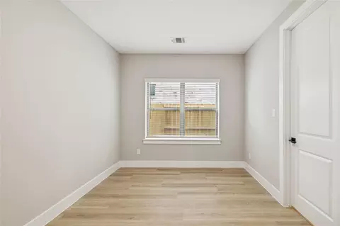 Bedroom - 2602 Martinas Ct, Spring, TX 77388 photo 5 of 7