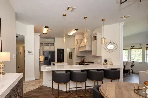 Kitchen - 1114 Wagon Rd, Wallis, TX 77485 photo 1 of 5