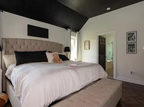 Bedroom - 1114 Wagon Rd, Wallis, TX 77485 photo 2 of 7