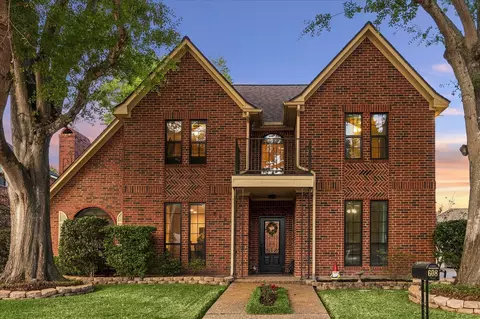 608 Westview Terrace Dr, Sealy, TX 77474