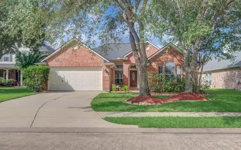 12808 Brook Arbor Ct, Pearland, TX 77584