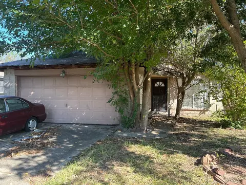 3838 Buckhurst Dr, Houston, TX 77066
