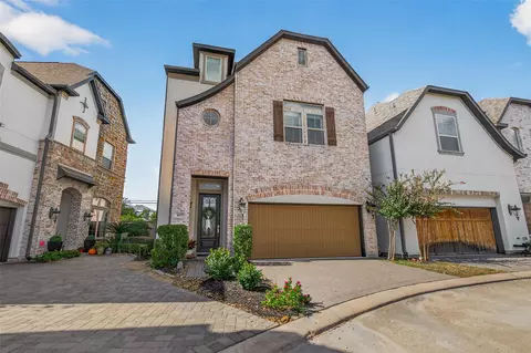 1607 W Rose Terrace Ln, Houston, TX 77055