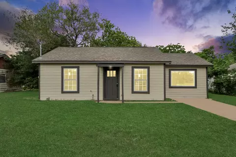 411 S Pine Rd, Texas City, TX 77591