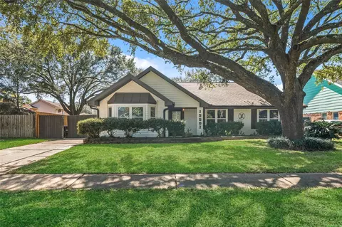 15507 Four Leaf Dr, Houston, TX 77084