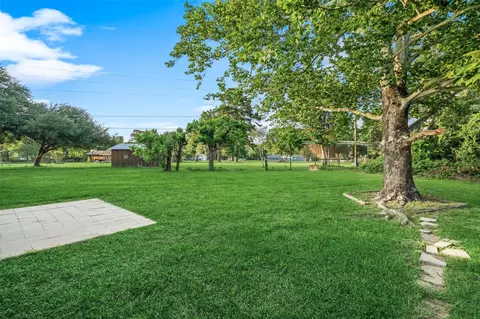 Exterior - 104 Rankin Rd, Trinity, TX 75862 photo 3 of 5