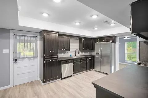Kitchen - 104 Rankin Rd, Trinity, TX 75862 photo 2 of 5