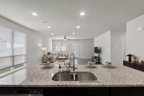 Kitchen - 1925 Viva Rd, Bryan, TX 77807 photo 3 of 4